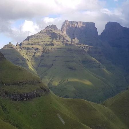 Swallowfield Rondavels Champagne Valley Экстерьер фото